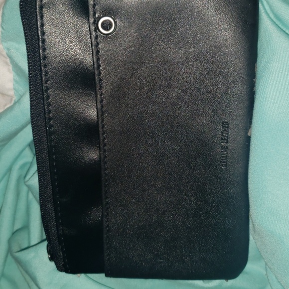 EUC Awesome Rolfs Genuine Leather wallet/card holder  "Friends"!! Like new! - Picture 3 of 3